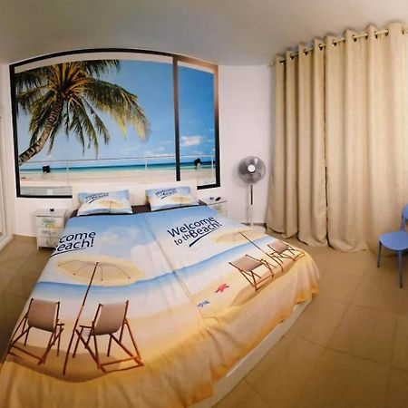 Blue Bay Paradise - Beach Front Apartment With Sea View Playa Paraiso  Exteriör bild