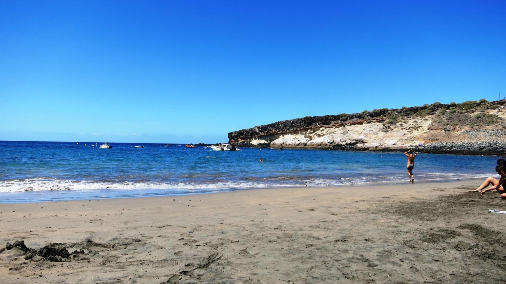 Blue Bay Paradise - Beach Front Apartment With Sea View Playa Paraiso  Exteriör bild