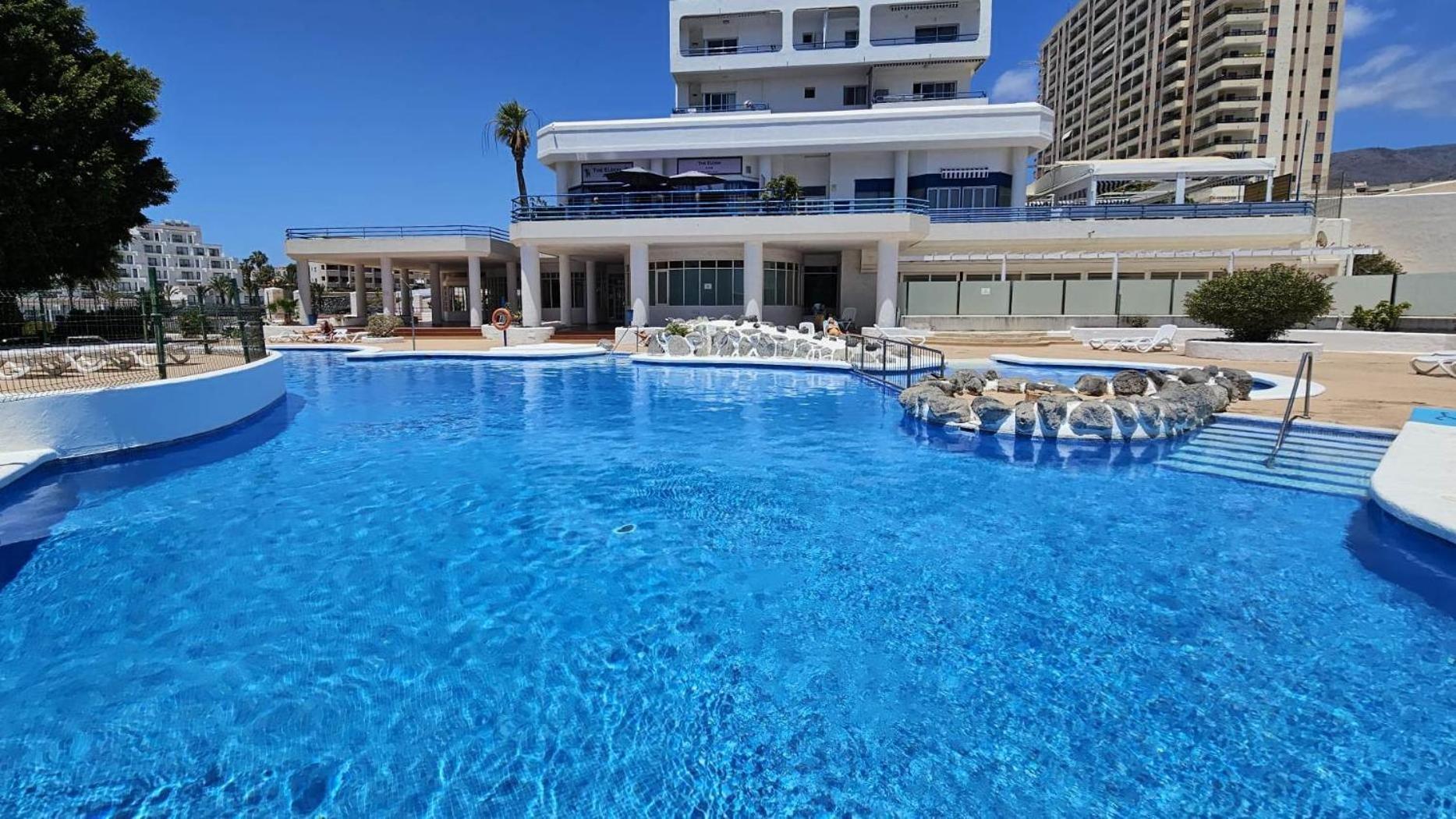Blue Bay Paradise - Beach Front Apartment With Sea View Playa Paraiso  Exteriör bild
