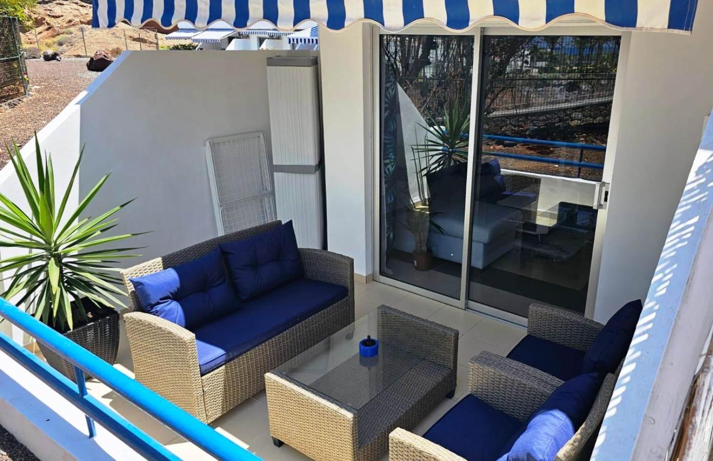 Blue Bay Paradise - Beach Front Apartment With Sea View Playa Paraiso  Exteriör bild