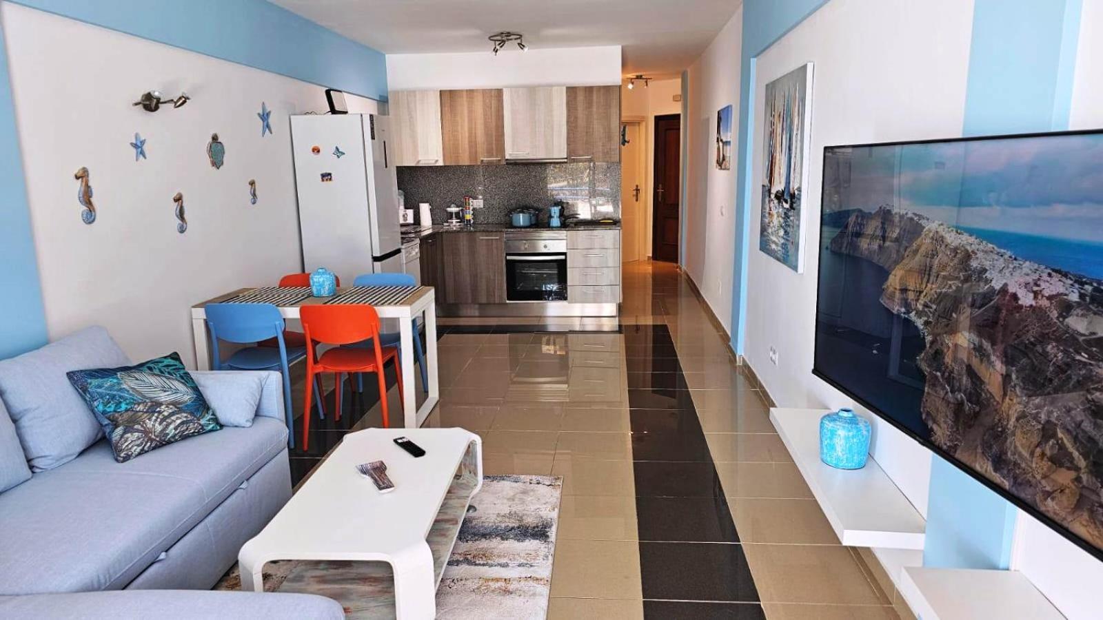 Blue Bay Paradise - Beach Front Apartment With Sea View Playa Paraiso  Exteriör bild