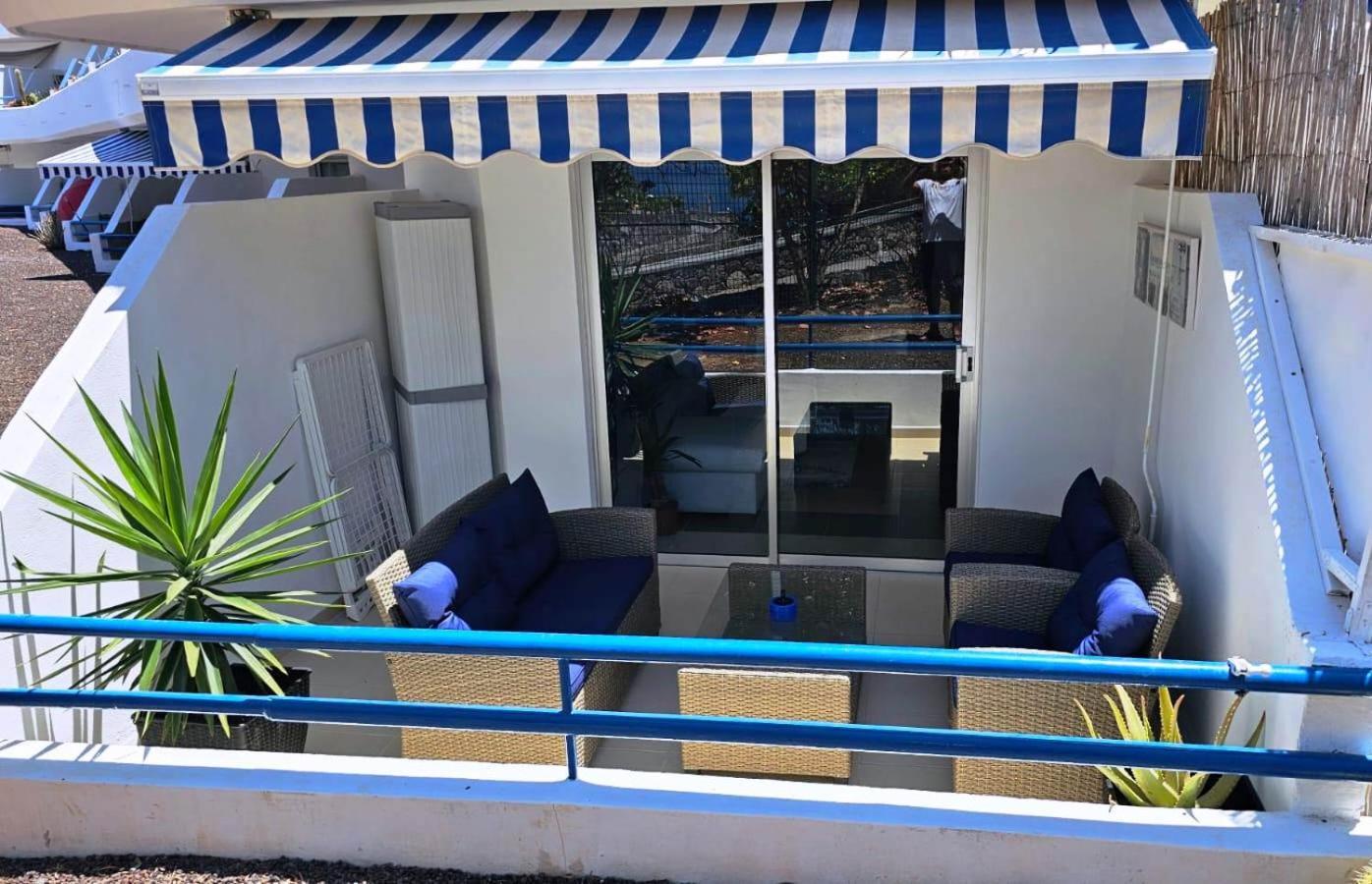 Blue Bay Paradise - Beach Front Apartment With Sea View Playa Paraiso  Exteriör bild